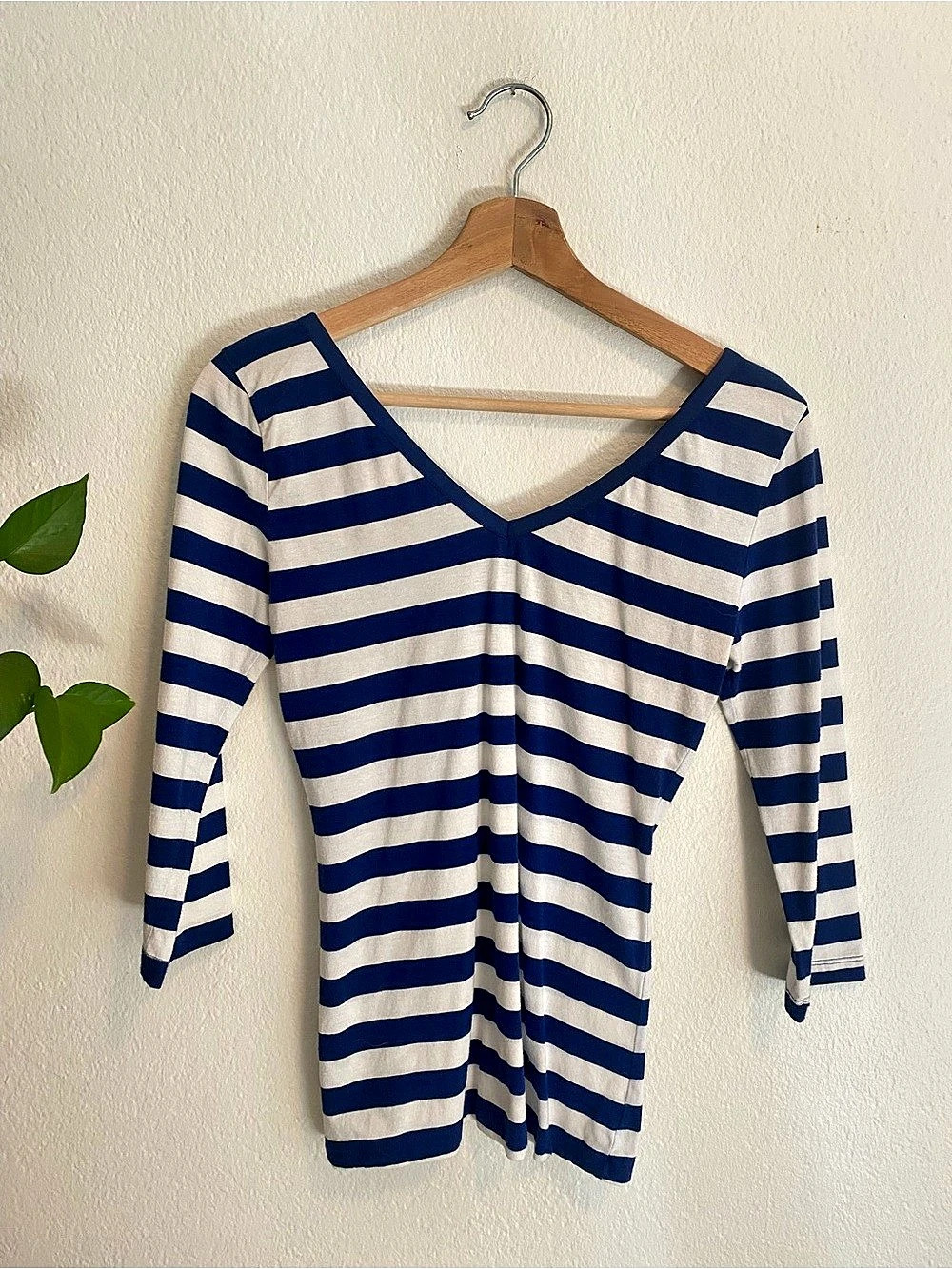 Banana Republic Navy and White Striped 3/4 Length Sleeve V-Neck Top